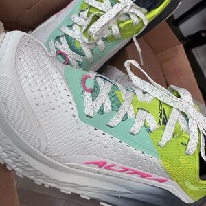 Altra® Footwear Olympus 6 Trail Runners